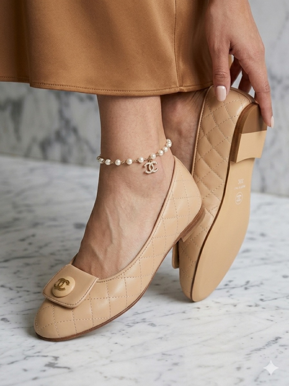 NOTCHANEL Quilted Ballet Flats in Tan Leather with Gold CC size 39 (8)